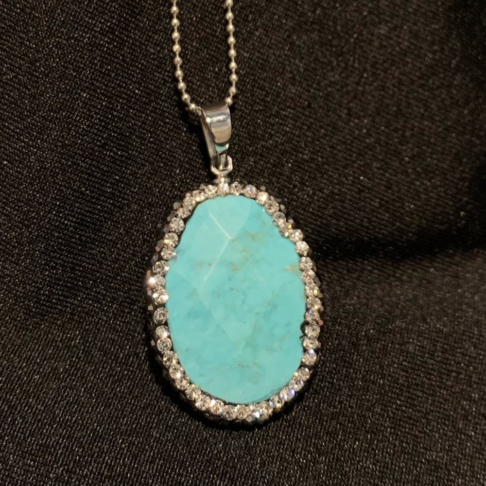 Turquoise Pendant Necklace